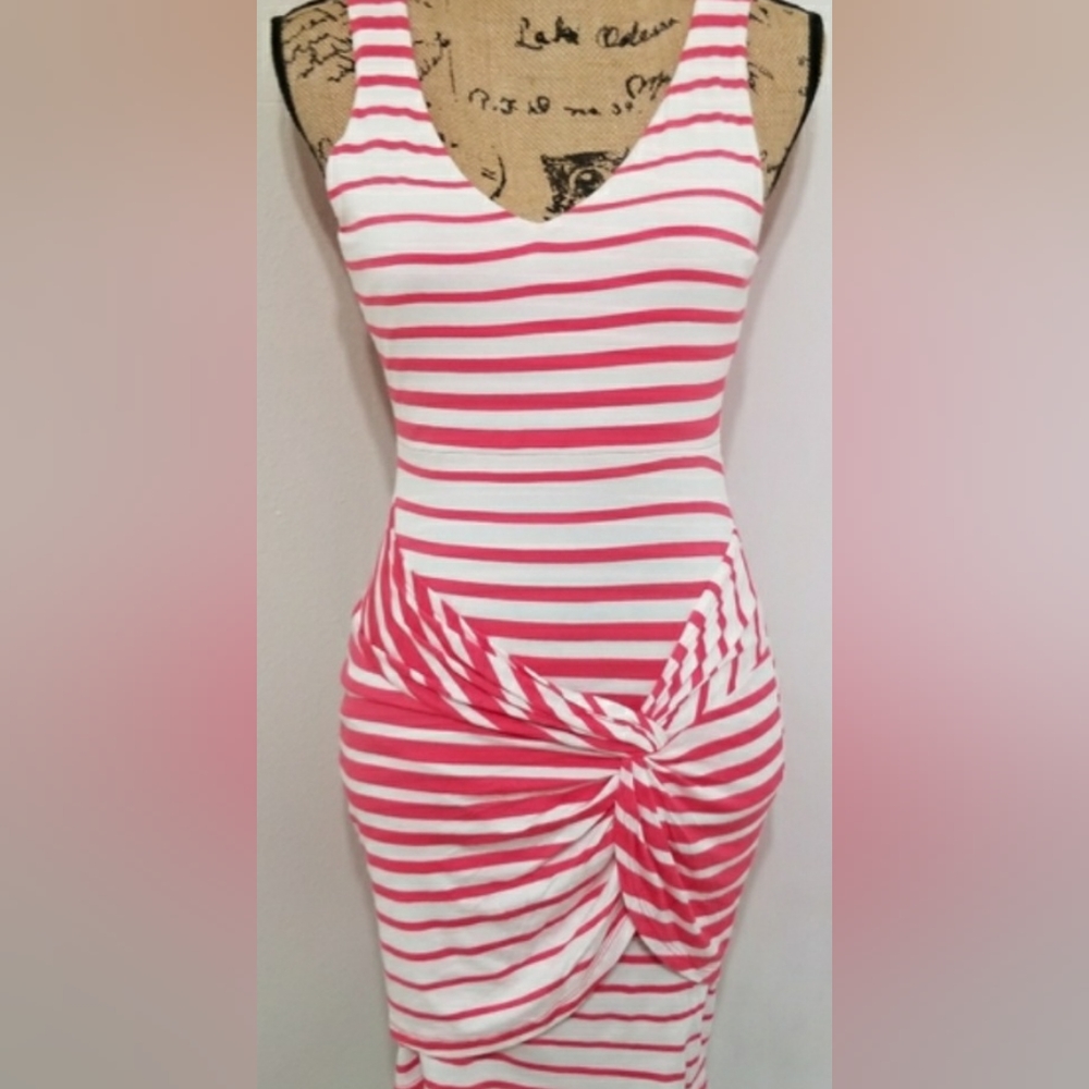 💗Bodycon Mini Sleeveless Dress by Love Tree Happens💗